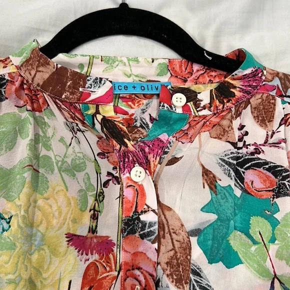 Size XS , Alice+ Olivia Blouse - Picture 5 of 8